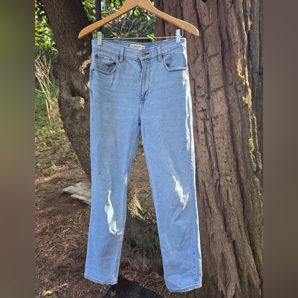 Abercrombie & Fitch Denim - Abercrombie & Fitch 90s Slim‎ Straight Ultra Highrise Jeans Size 6